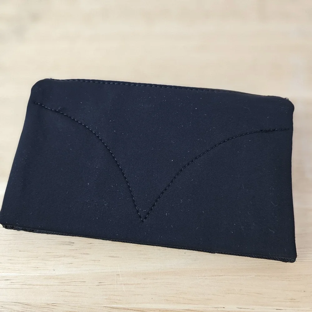 Buddy Pouch‎ Wallet For Running Walking - Magnetic To Waistband Black Workout